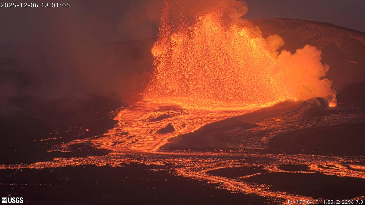 Halemaumau Crater Cam - Hawaii